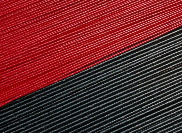 photo_5467845280708366086_y